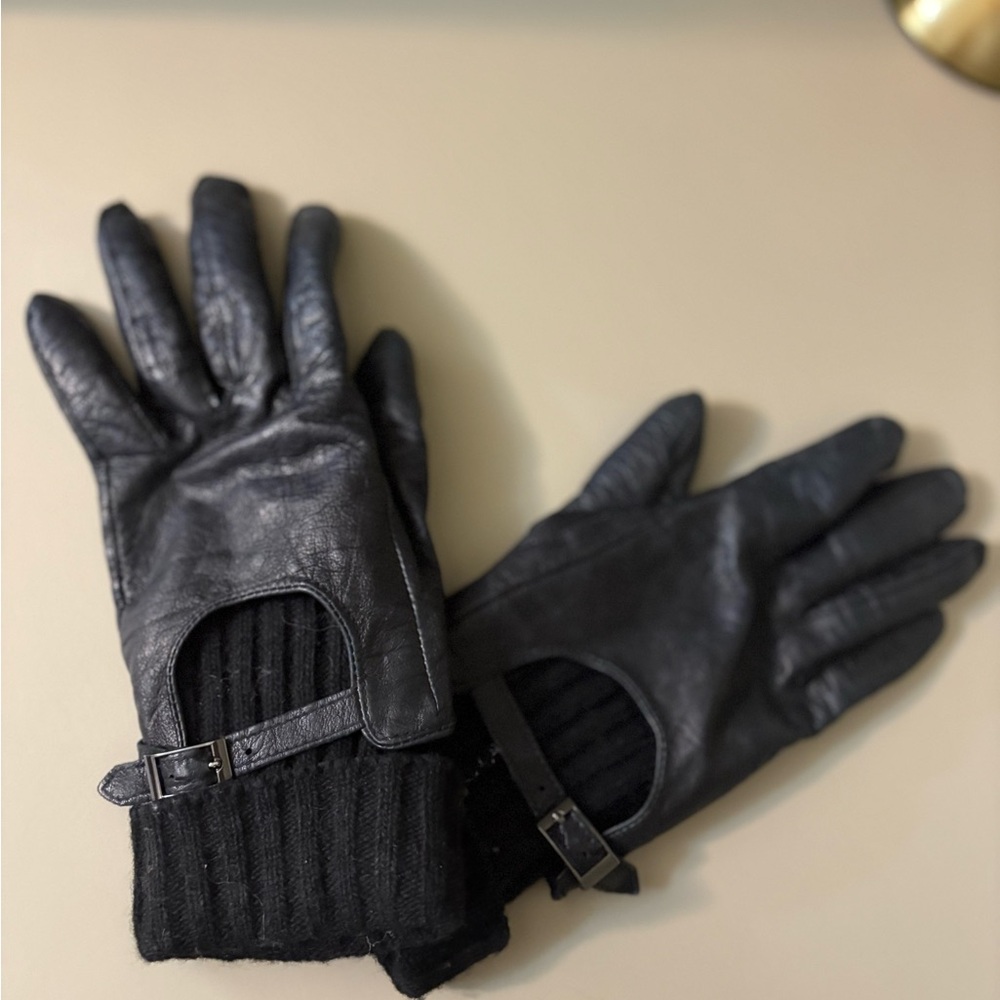 Daniel Black Leather Gloves with Knit Cuffs, S